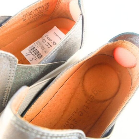 Gentle Souls By Kenneth Cole Rosette Slip-On Sneaker Size 9.5 M Pewter Metallic - Picture 4 of 10